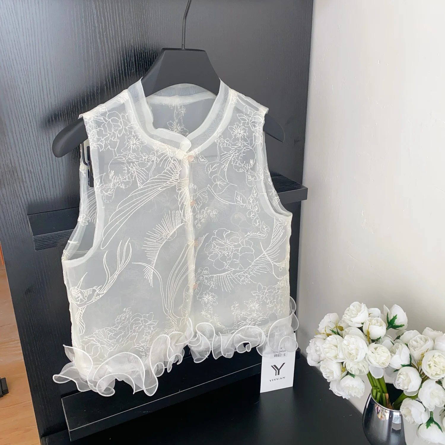 

Fashion Versatile Vest Women's Summer Thin Three Dimensional Lace Sleeveless Cardigan Embroidered Mesh Top