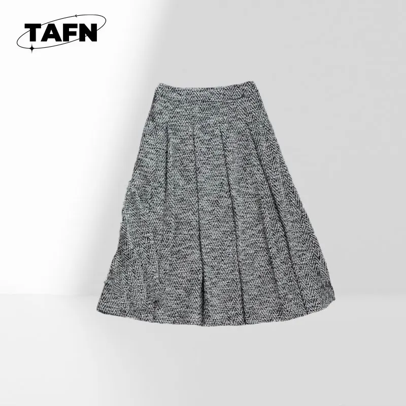 Women's Classic Skirt and Top Set for Summer, Versatile and Trendy Soft and Breathable Fabric Perfect  Everyday Outfits AK1140