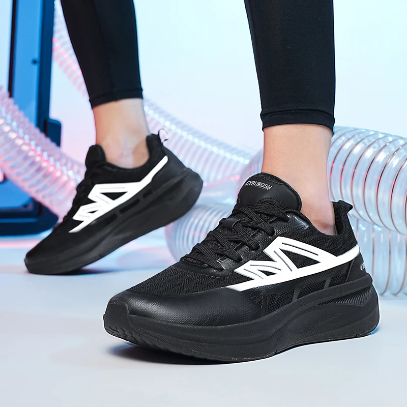 

Простые и универсальные повседневные кроссовки с увеличенной высотой, противоскользящая дышащая и удобная повседневная мужская обувь 39-46