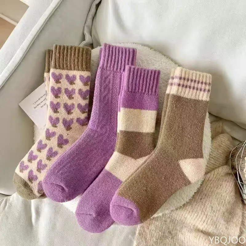 

4 pairs New autumn winter fashion versatile thick anti cold floor socks plush pile socks plush Comfortable mid tube socks