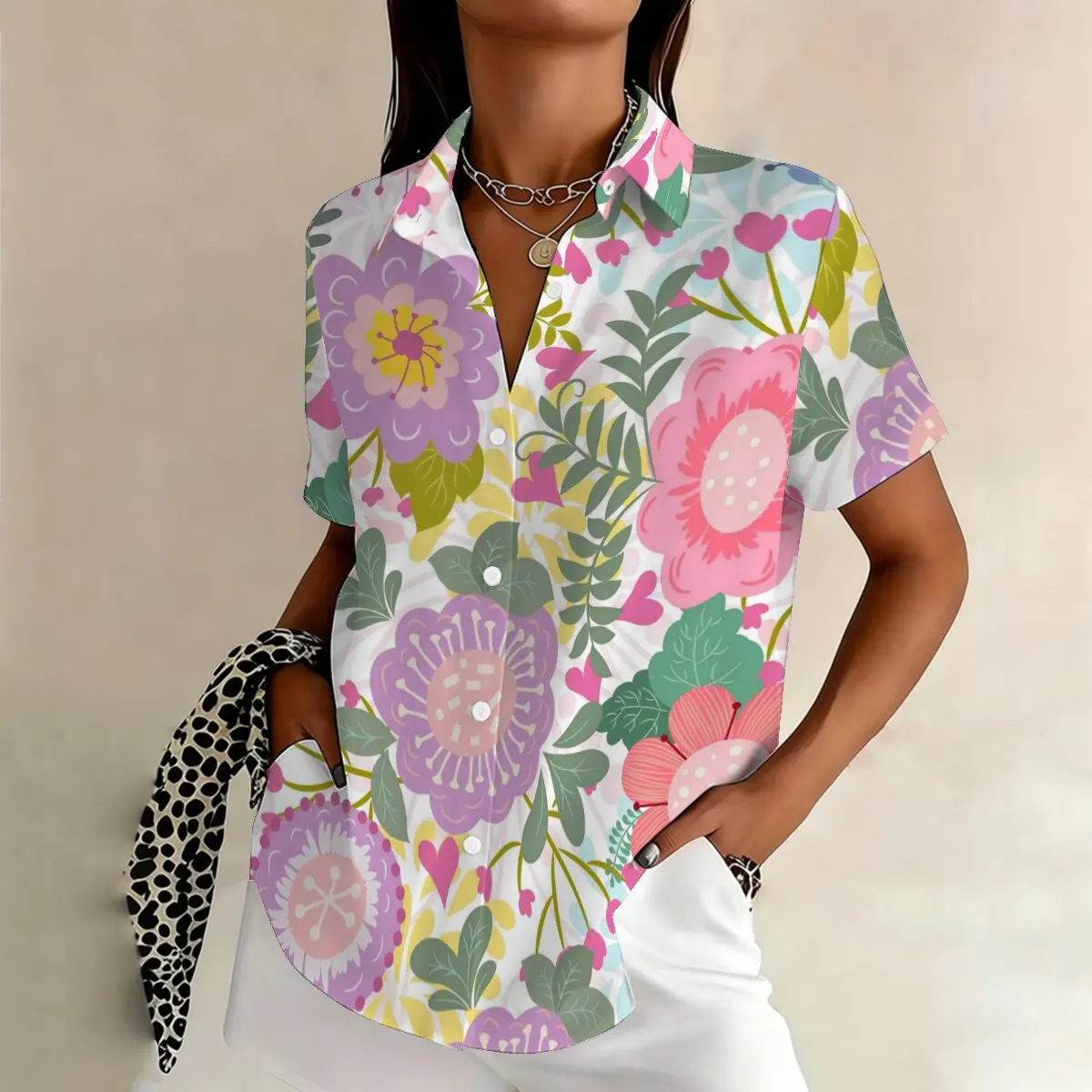 

Plus-size women's floral print short-sleeved shirt with a turn-down collar, loose fit, flattering for summer