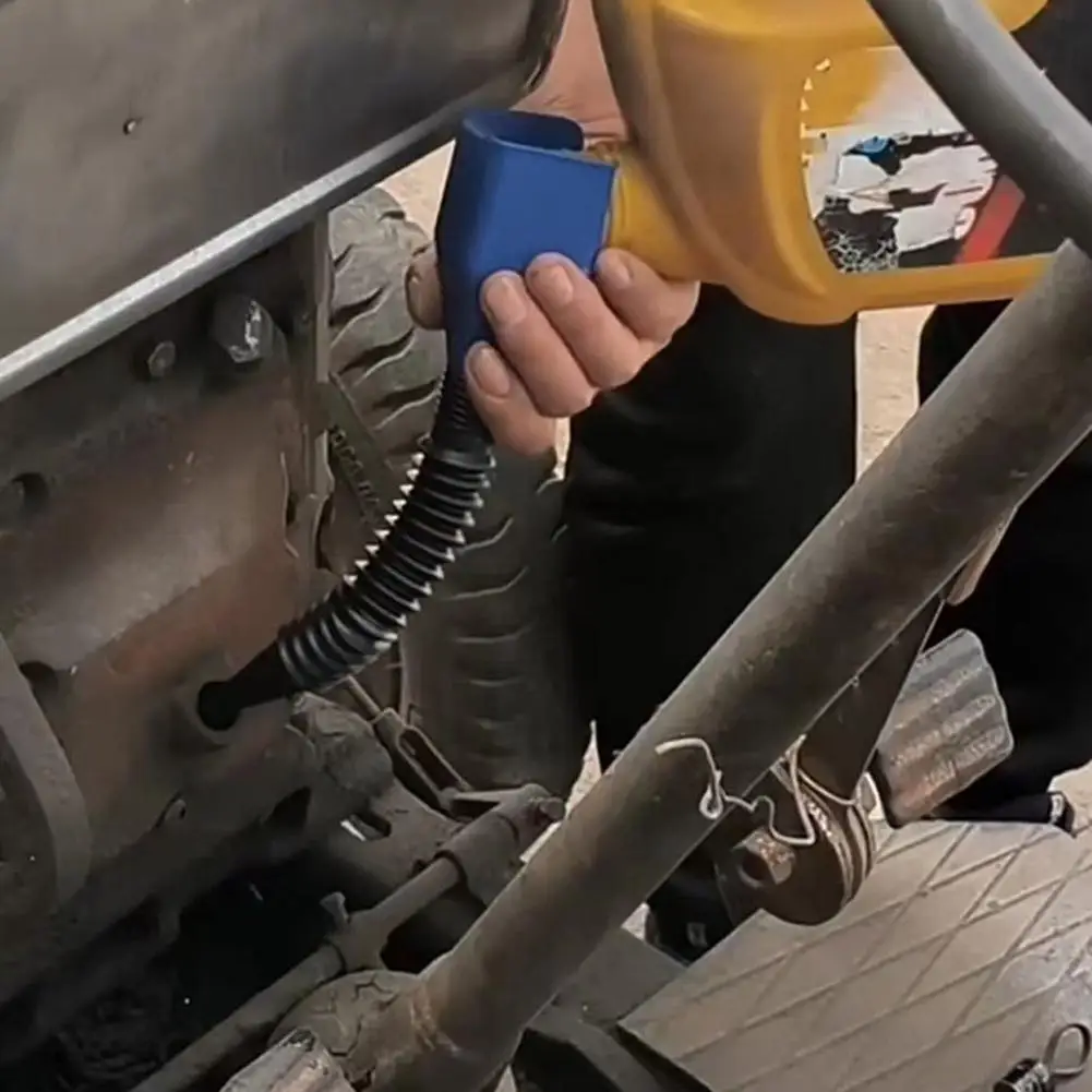 

Universal Car Refueling Funnel Snap Type Pouring Oil Hold Oil Funnel Transfer Tool Oil Plastic Funnel O8y8