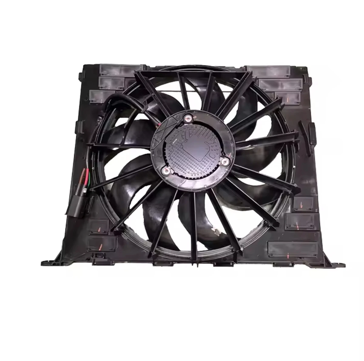 

Для BMW G38/G30 G11/G12 вентилятор охлаждения радиатора в сборе OE 17428677741 17427933875 17427953569 17427953401 17428619627