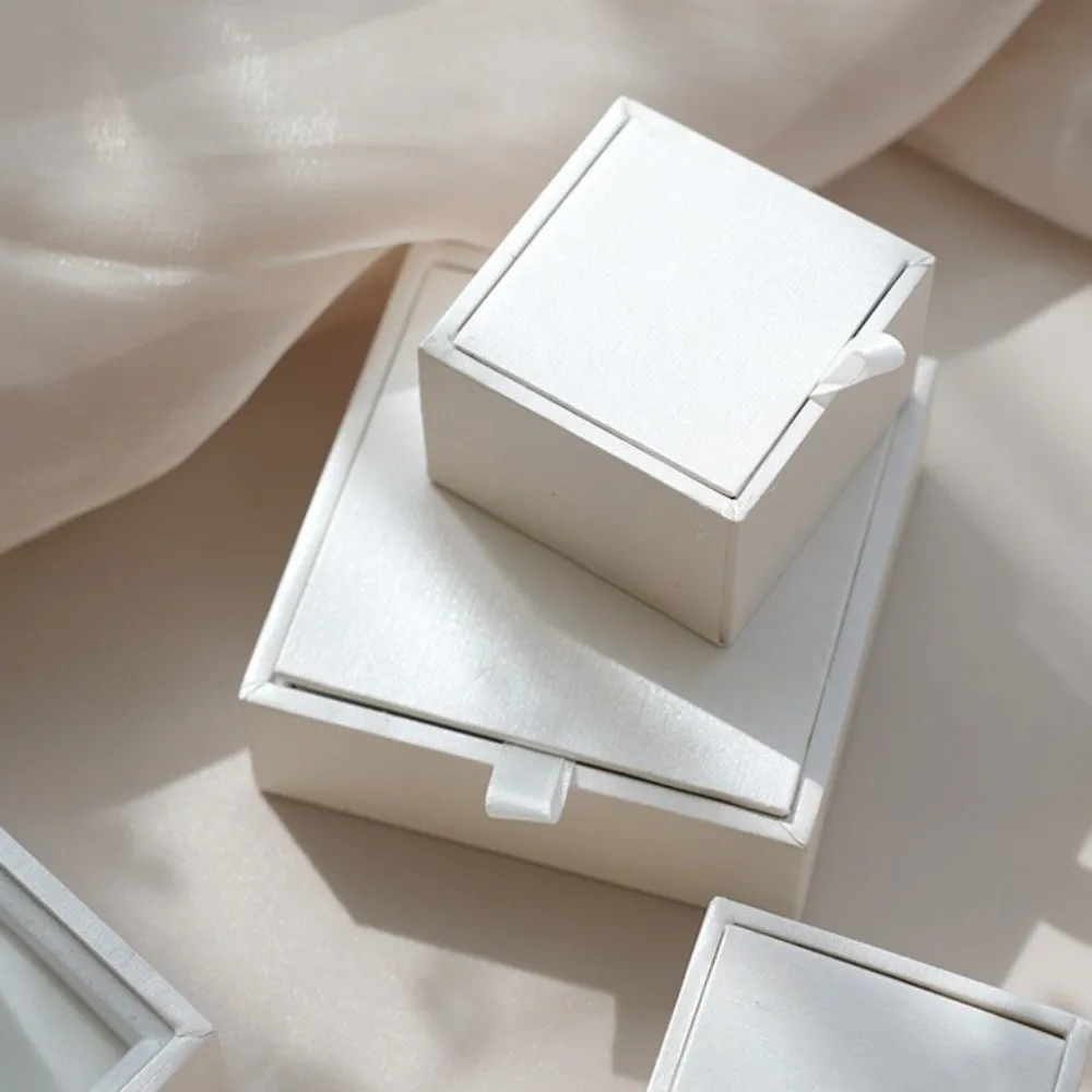 

Elegant White/Pink Jewelry Packaging Box Satin Display Organizer Jewelry Box Earring Organizer Box Earring
