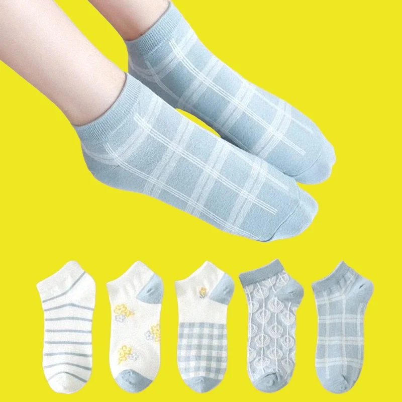 

5 Pairs College Style Short Tube Cotton Women's Socks New Fashiion Blue Plaid Light Trendy Socks 2024 Boat Socks For Women