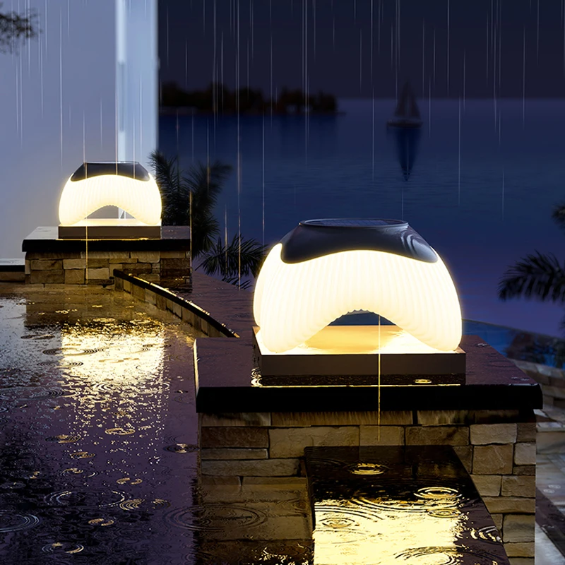 Modern Stainless Steel Solar Pillar Light for Garden Outdoor Villa Gate IP65 LED Light New Country Style