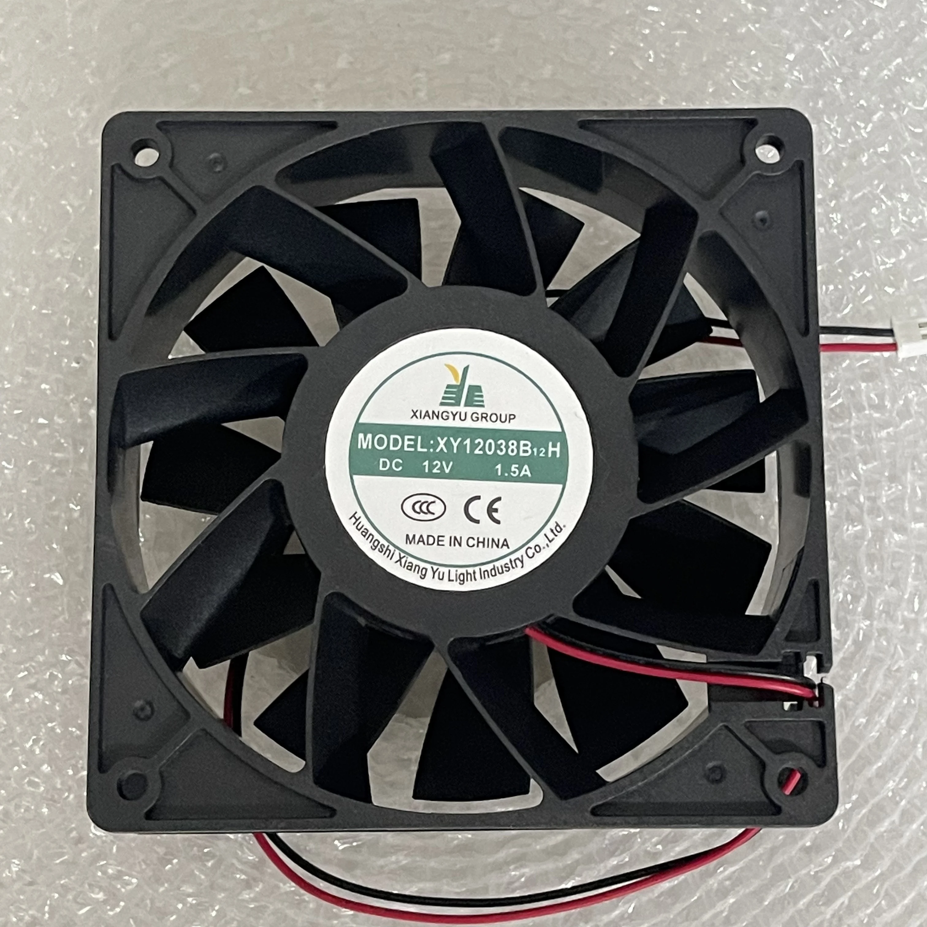 

XINGYU GROUP XY12038B12H DC 12 В 1,5 А 120x120x38 мм Вентилятор охлаждения сервера