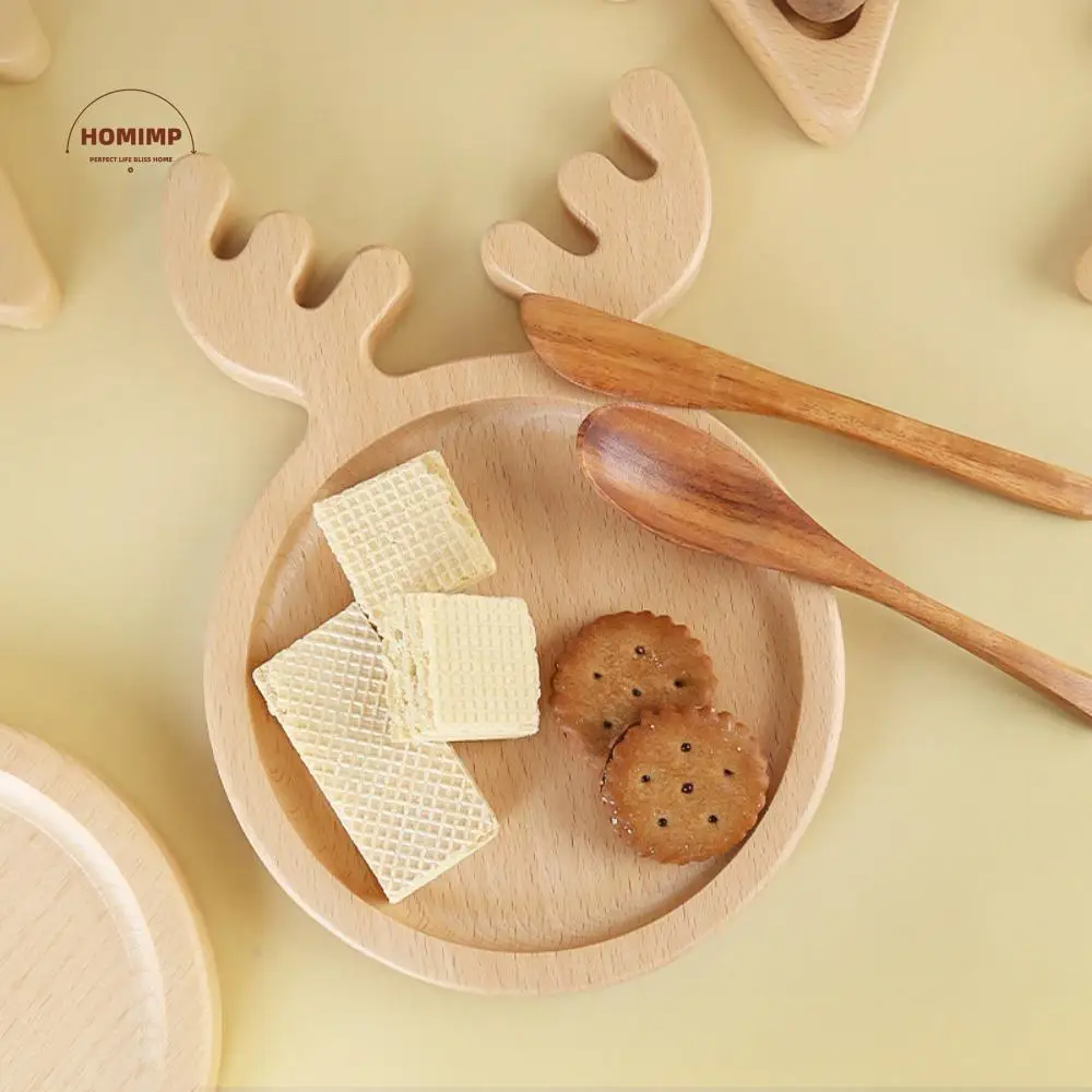 

Multifunctional Wooden Christmas Tree Serving Tray Smooth Surface Cartoon Pattern Appetizer Tray Durable Elk Snacks Plate Nut