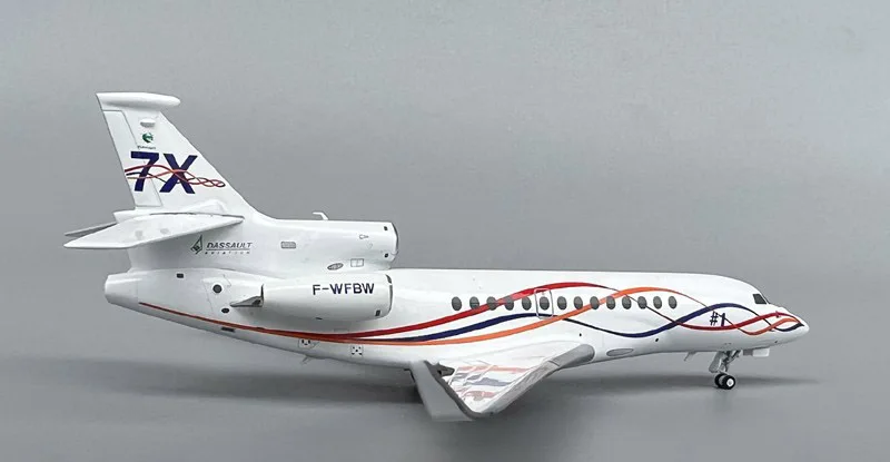 Fine NG 1/200 71009 French Falcon 7X business aircraft model F-WFBW prototype  Alloy collection model