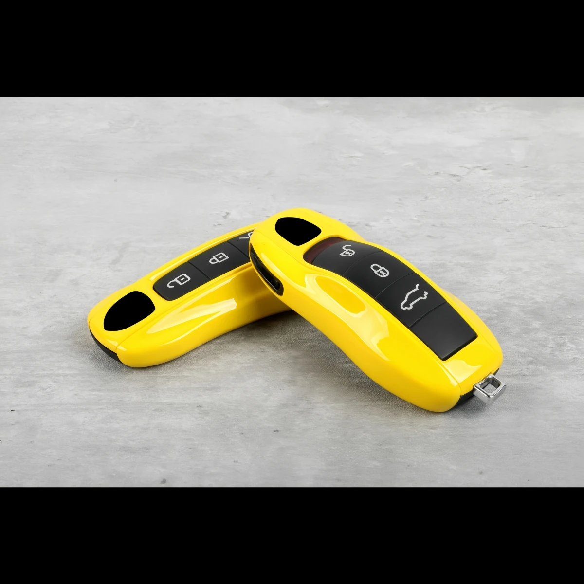 Car Key Modification Protective Case Suitable for Porsche Macan/Panamera/718/Cayenne/911 Racing Yellow Key Case Protective Cover