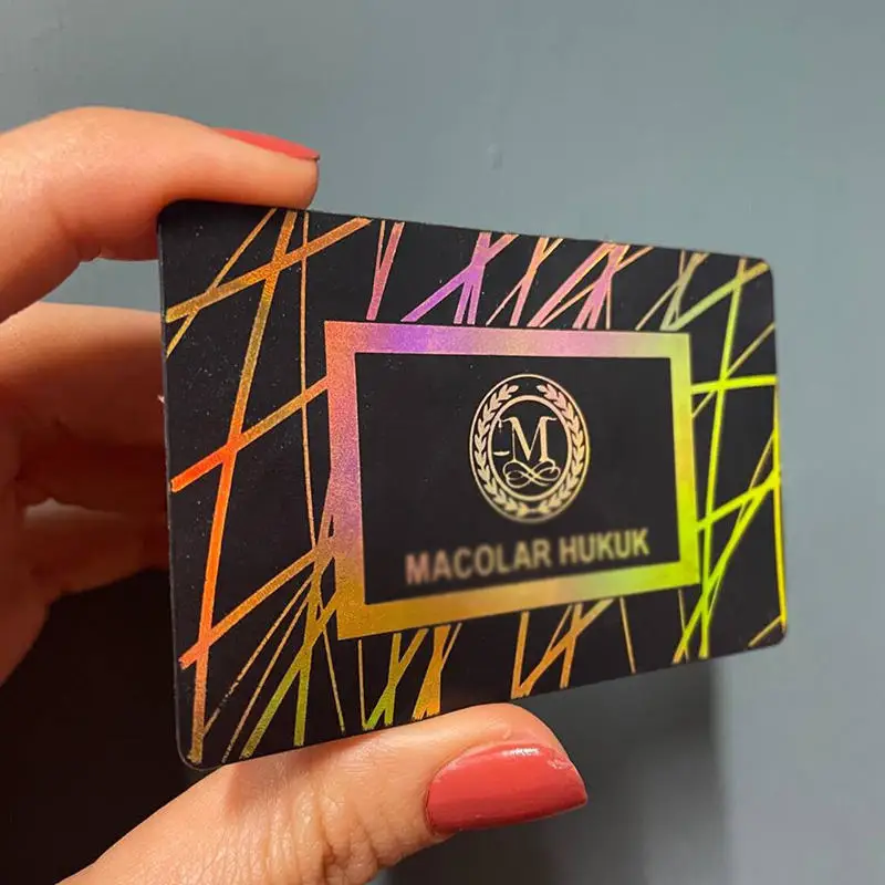 Customized PVC Gift Card VIP Card with Serial Number Gold Logo Hot Stamping Holographic Printing for Business Plastic Card
