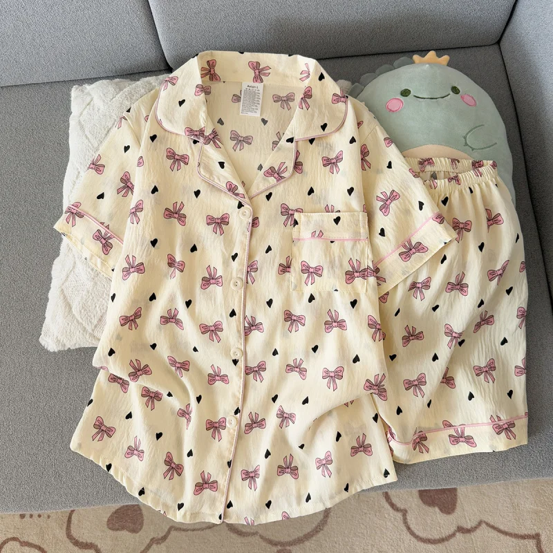 

2Summer short-sleeve pajama set for women, comfortable and trendy, shorts can be worn outside, home wear set