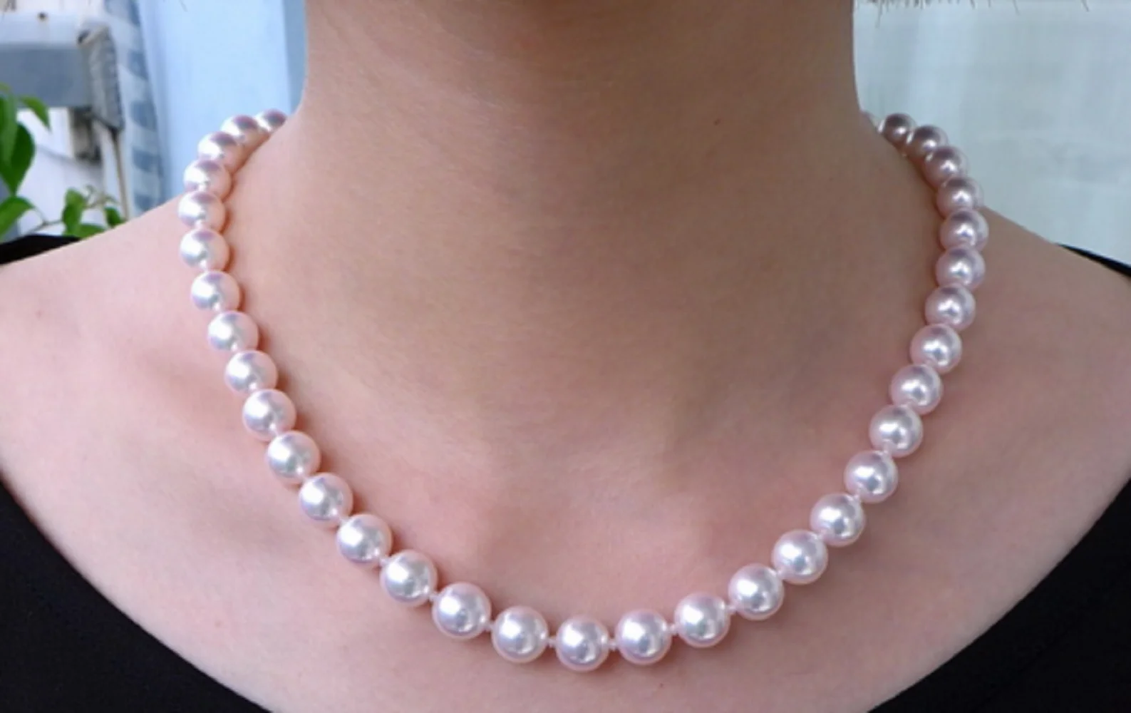 Gorgeous AAA+ 9-10mm Akoya white natural pearl necklace 18” 14K