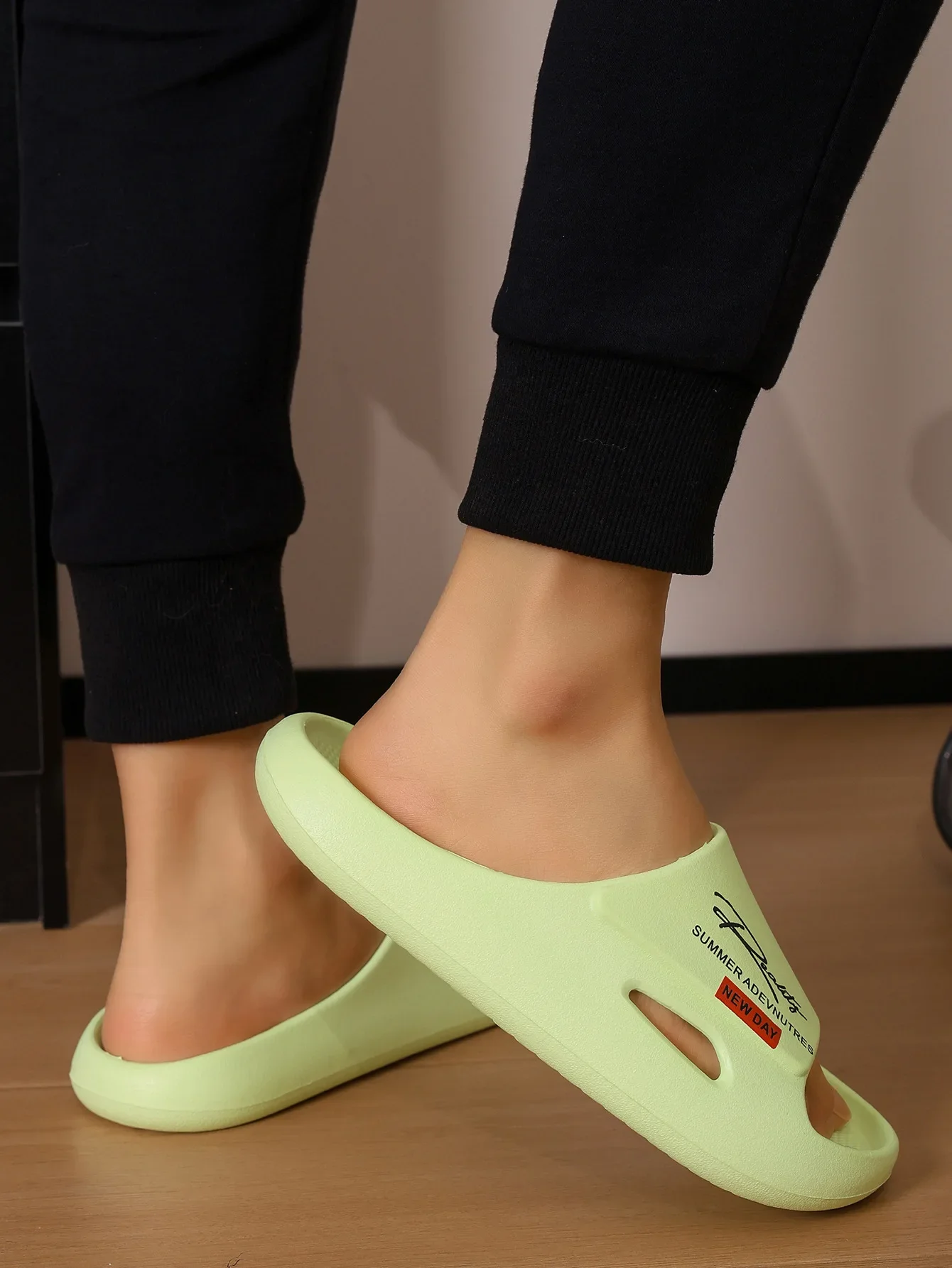 SHAJI Unisex Sommer Innovative Design EVA-Slides, Weiche Leichte Rutschfeste Freizeit-Hausschuhe für Innen- und Außenbereich – Detail 13