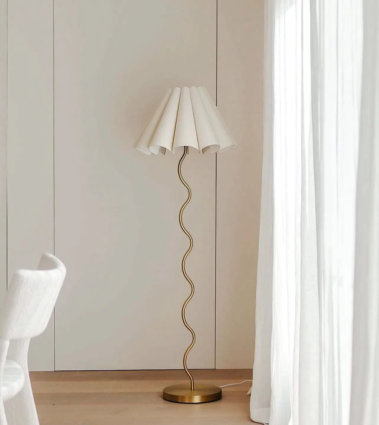 Scandinavian Minimalist Modern Living Room Floor Lamp, Bedroom Bedside Table Lamp, Study Creative Designer Floor Lamp