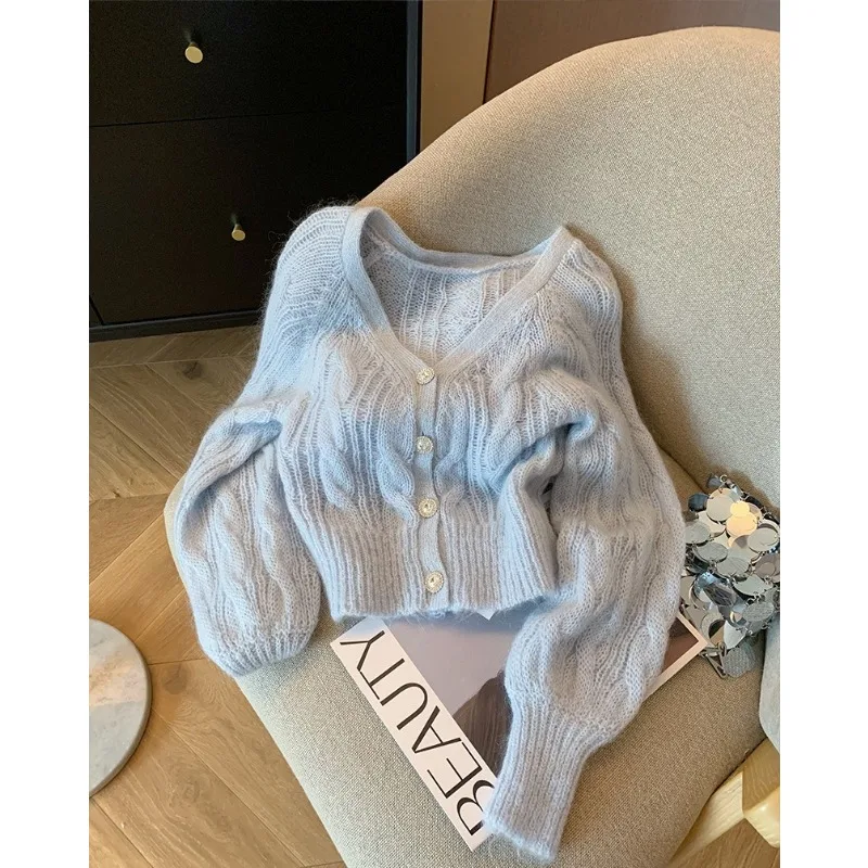 

Молочно-синий мягкий клейкий свитер с v-образным вырезом, кардиган, осень 2024, нежный ветер, свежий, милый, облегающий, короткая вязаная куртка