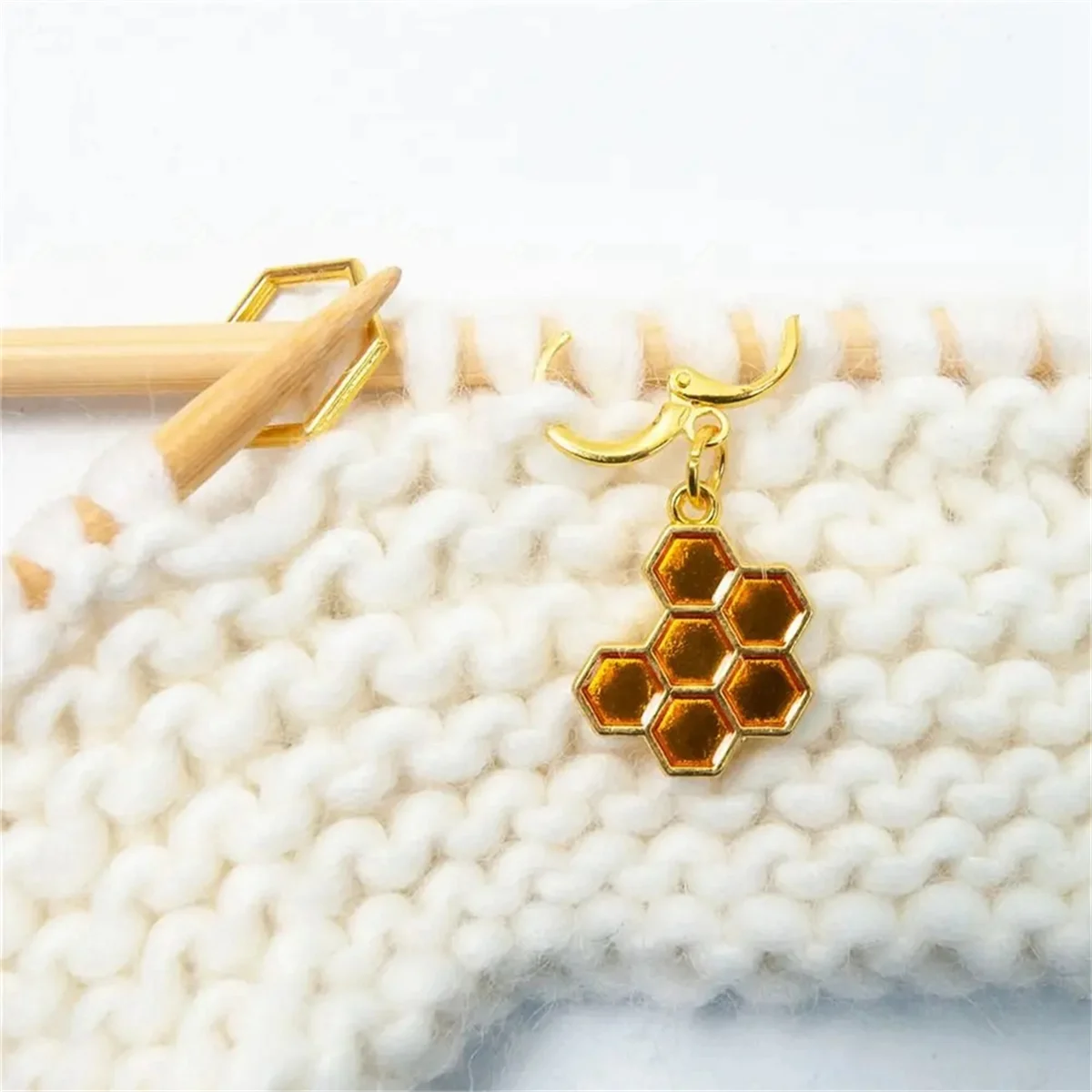 Hexagon Bee Pendants Knitting Stitch Markers Gold Color Crochet Locking Needle Clip Knitting Tools Sewing Supplies,C