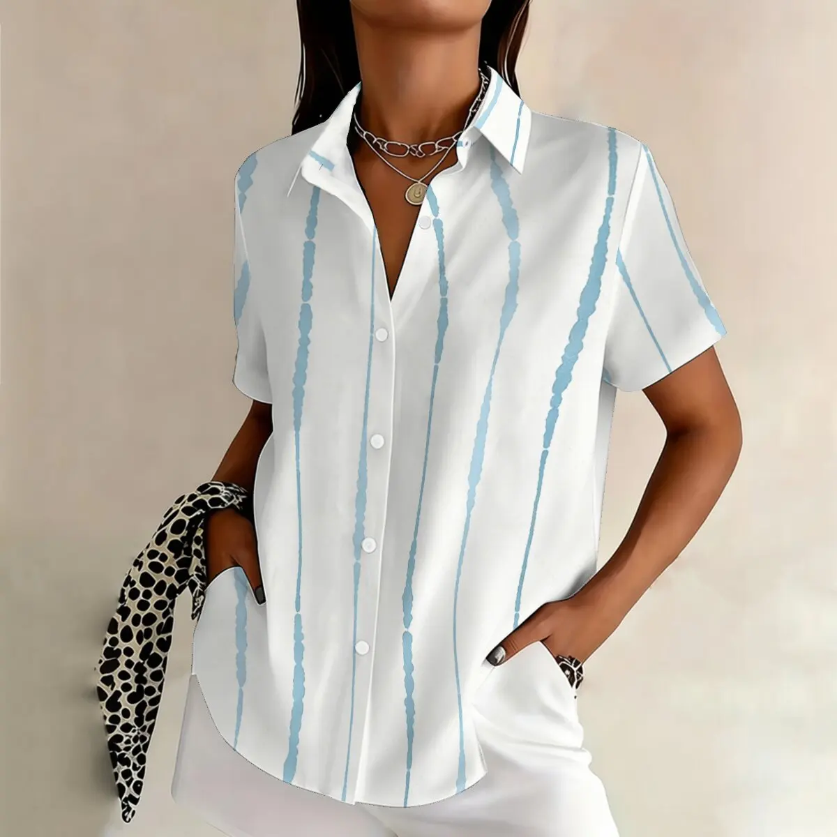 

Women's plus-size short-sleeve shirt, hand-painted vertical stripes, gentle and fresh, suitable for business casual and literary