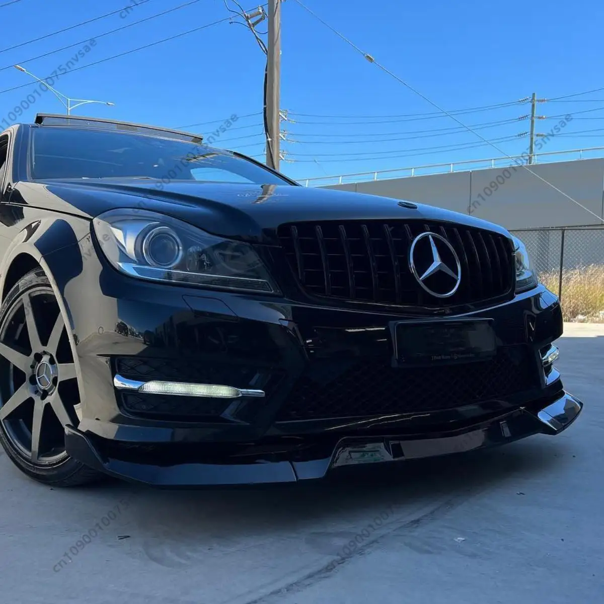 AR نمط الجبهة حافة مصد السيارة لمرسيدس بنز C الفئة W204 2007-2013 السيارات الفاصل المفسد الناشر الحرس الأسود الجسم أطقم ضبط