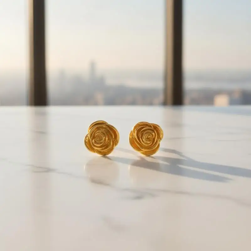 Retro French Gold Stud Earrings Delicate Metal Flower Design Premium Jewelry for Dinner Parties