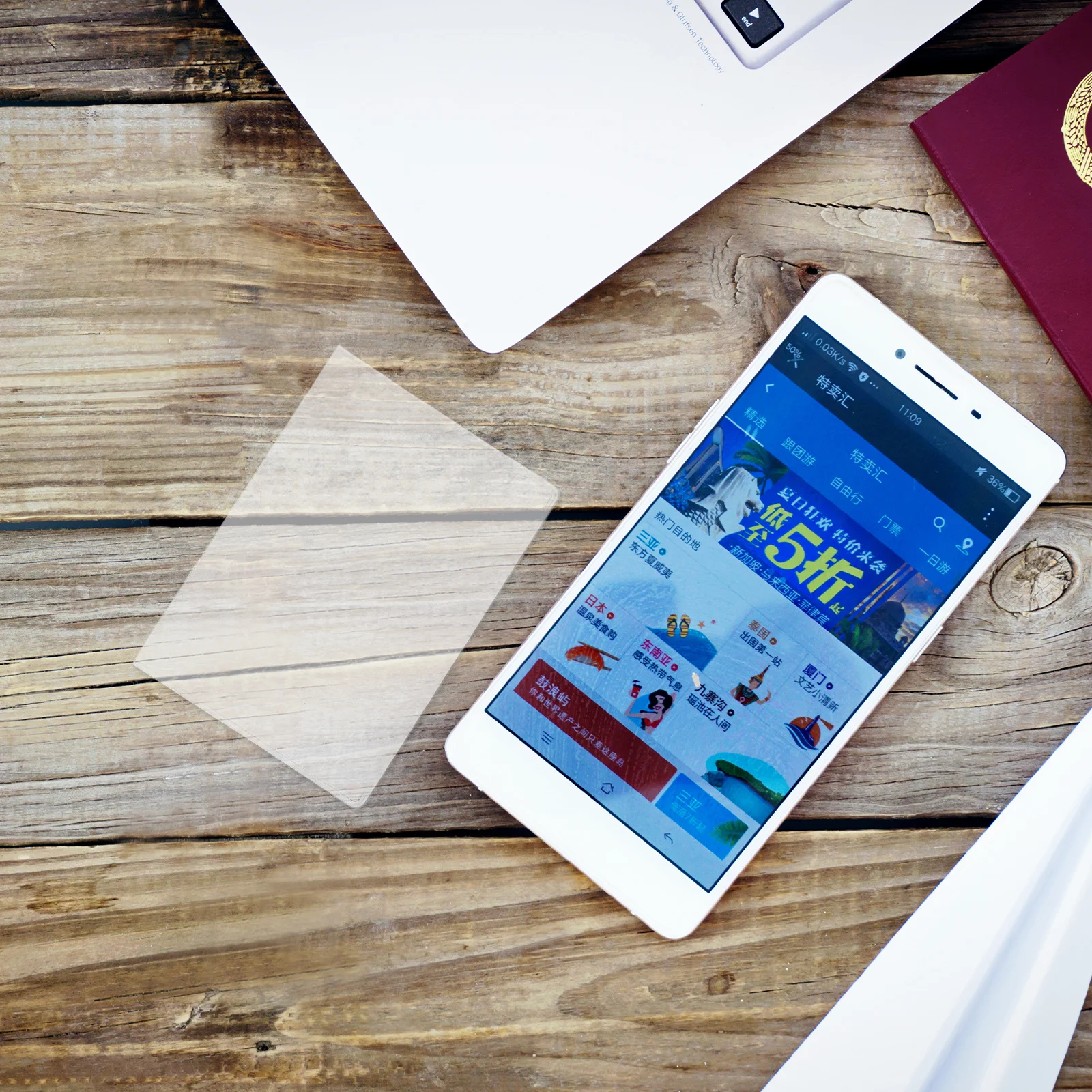 16Pcs Clear PVC Card Sleeves Transparent Plastic Protectors for Id Bus Pass Membership Cards Sports Card Display Case