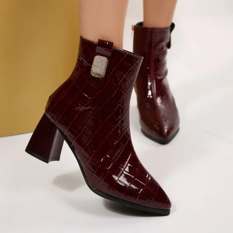 

Lacquer Leather Short Boots Women 2026 New Four Seasons British Fashion Comfort Boots Outdoor Walking Casual Shoes Plus Size 41