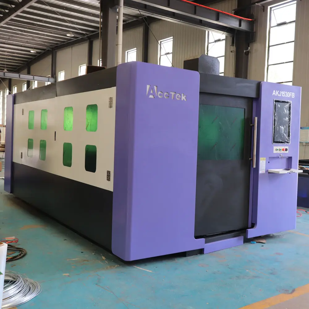 Raycus MAX IPG Laser CNC Metal Cutter 2kw 4kw 6kw كامل المغلقة آلة القطع بليزر الألياف آلة قطع ألياف الليزر
