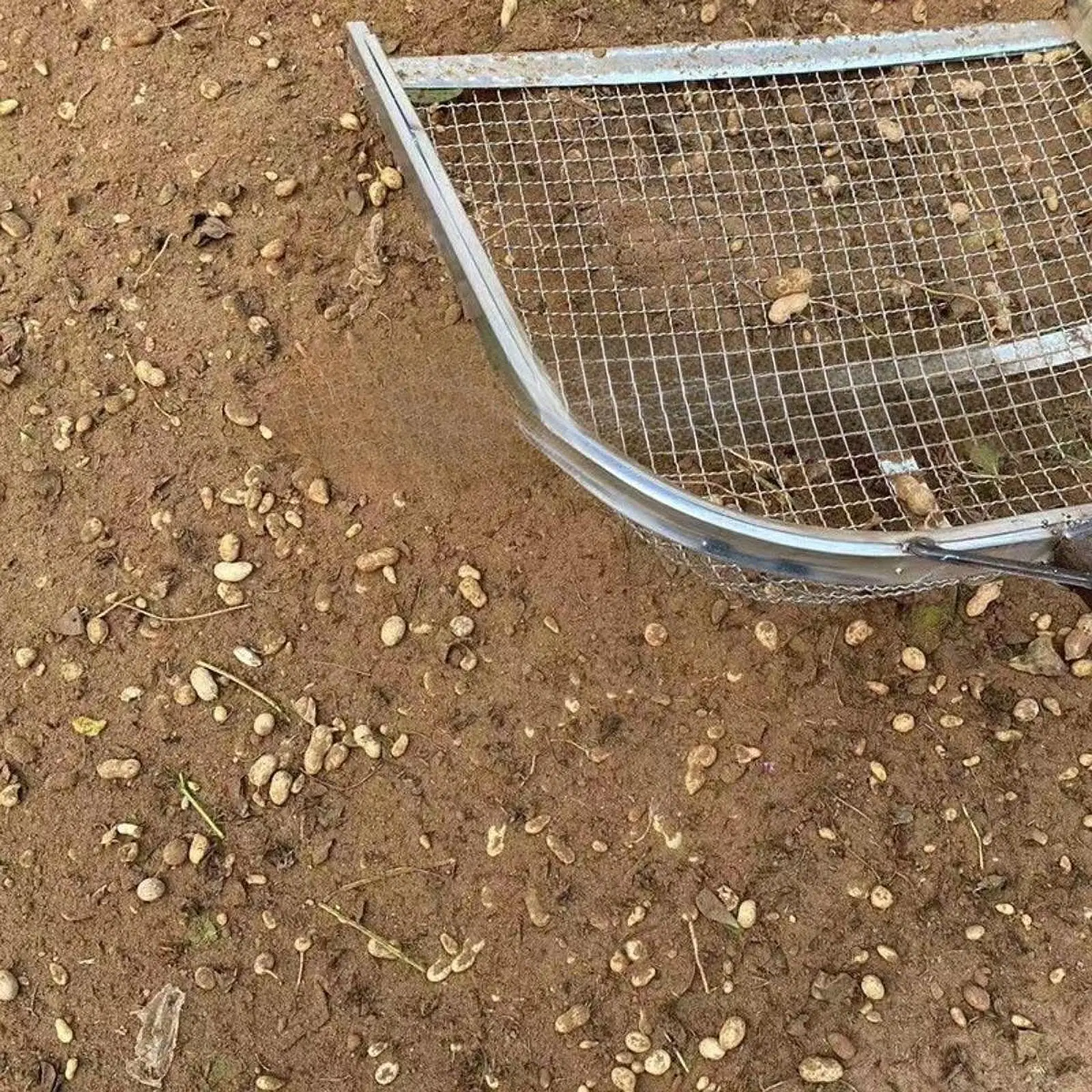 ふるいトロウェル金属メッシュスクリーン農業園芸用フィルタース - Garden Sieve Soil のレビューと価格