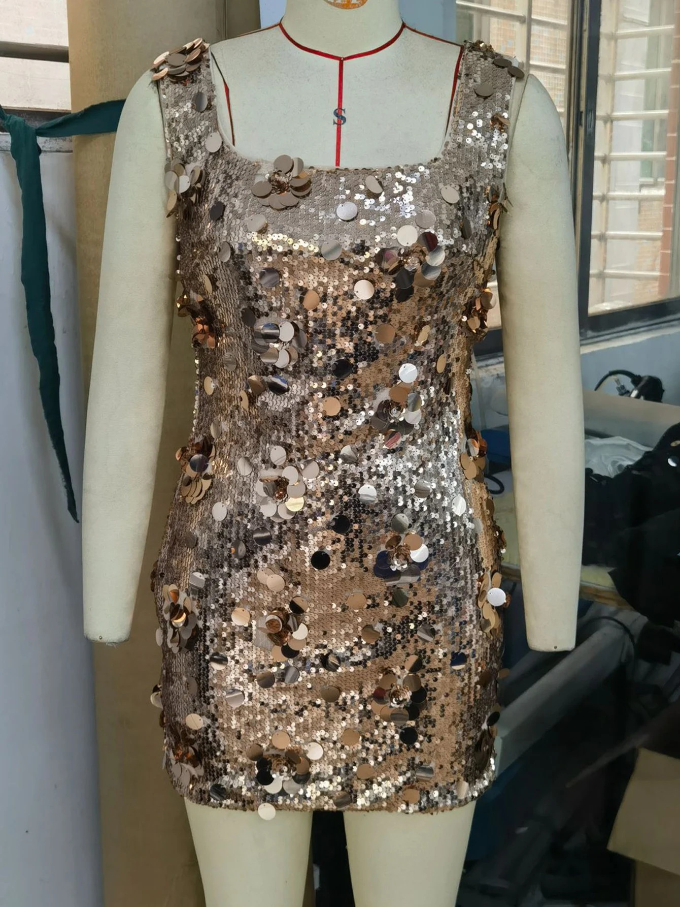 Sexy backless pailletten zwarte mini zomerjurk vrouwen elegante bodycon feestjurken 2025 vrouw club verjaardag avondjurk vestidos