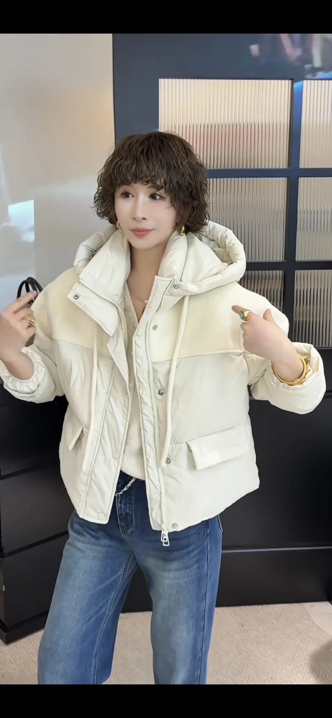 

Loose Casual Pure Color Faionable down Jaet Women's Autumn New Sle Station 2025 Versatile Design Sensation Outerwear