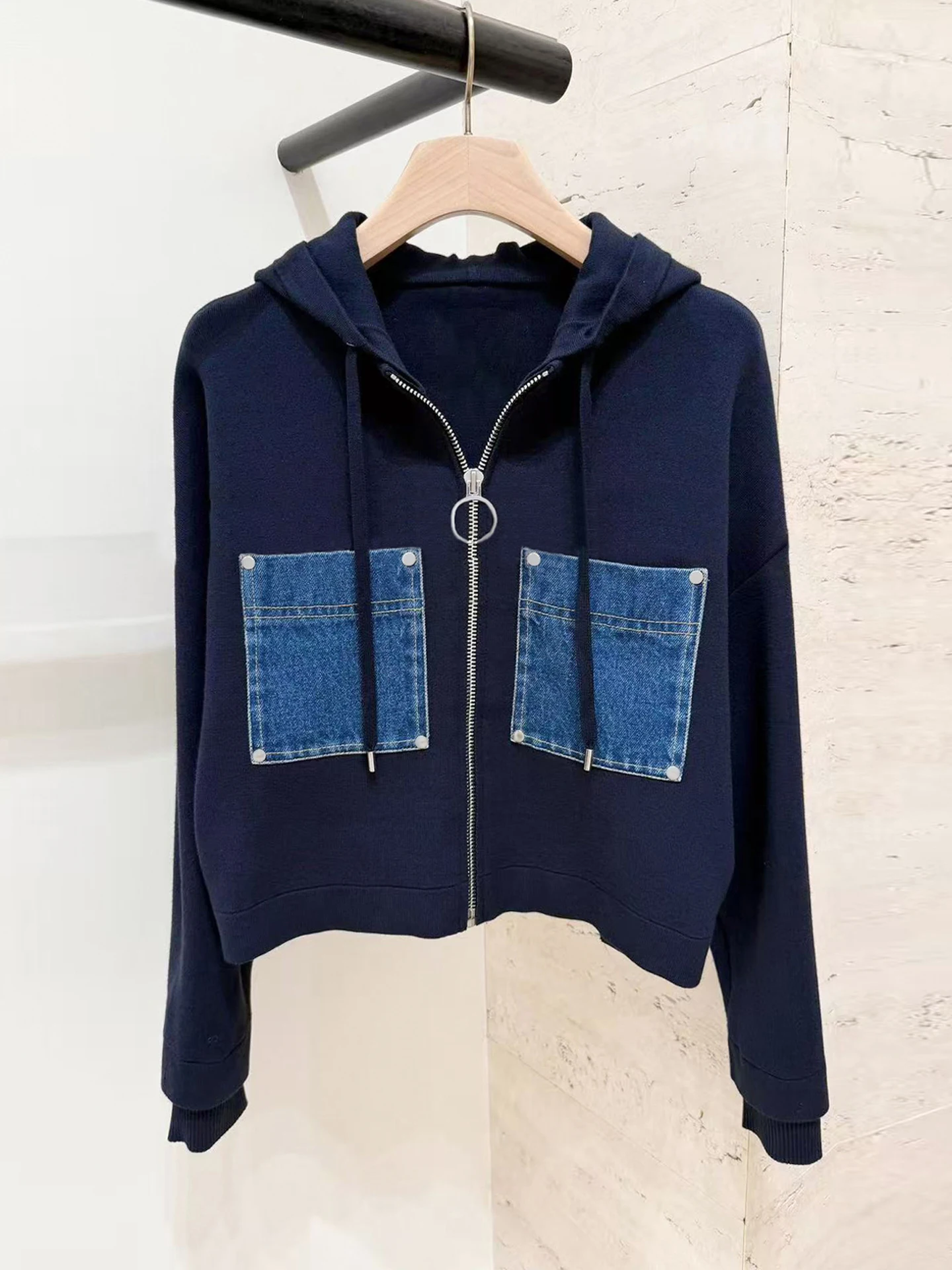 

High-End Women's Denim Hooded Knitted Cardigan Coat with Dstring S Home South Oil Autumn Design Sense Fem Outerwear