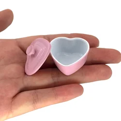 1/12 Doll House Miniature Heart-shaped Storage Box Simulation Furniture Model Toy For Mini Decoration Dollhouse Accessories