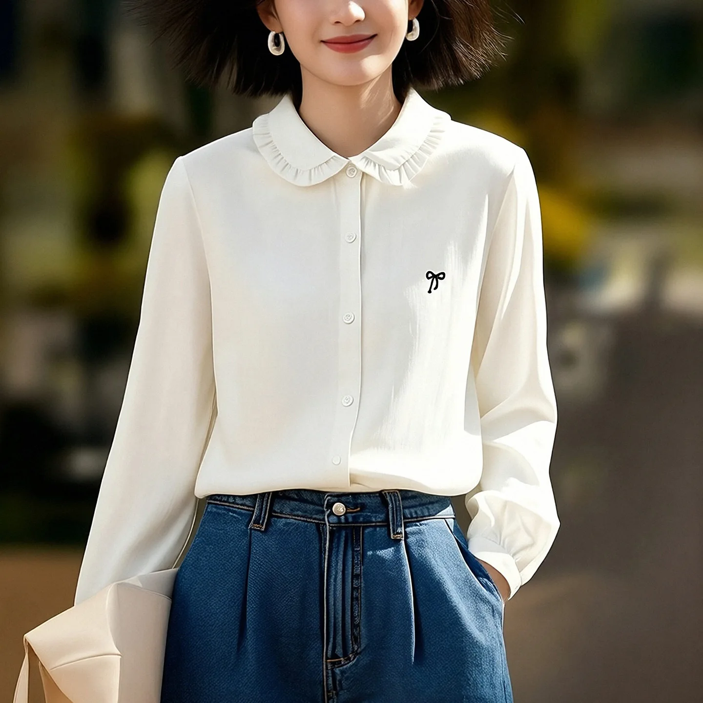 

Ele Lady's Long Sve White irt with Wood ain Ruffle Collar Spring New Arrival Silk Lyocell Material Loose Fit Offic...