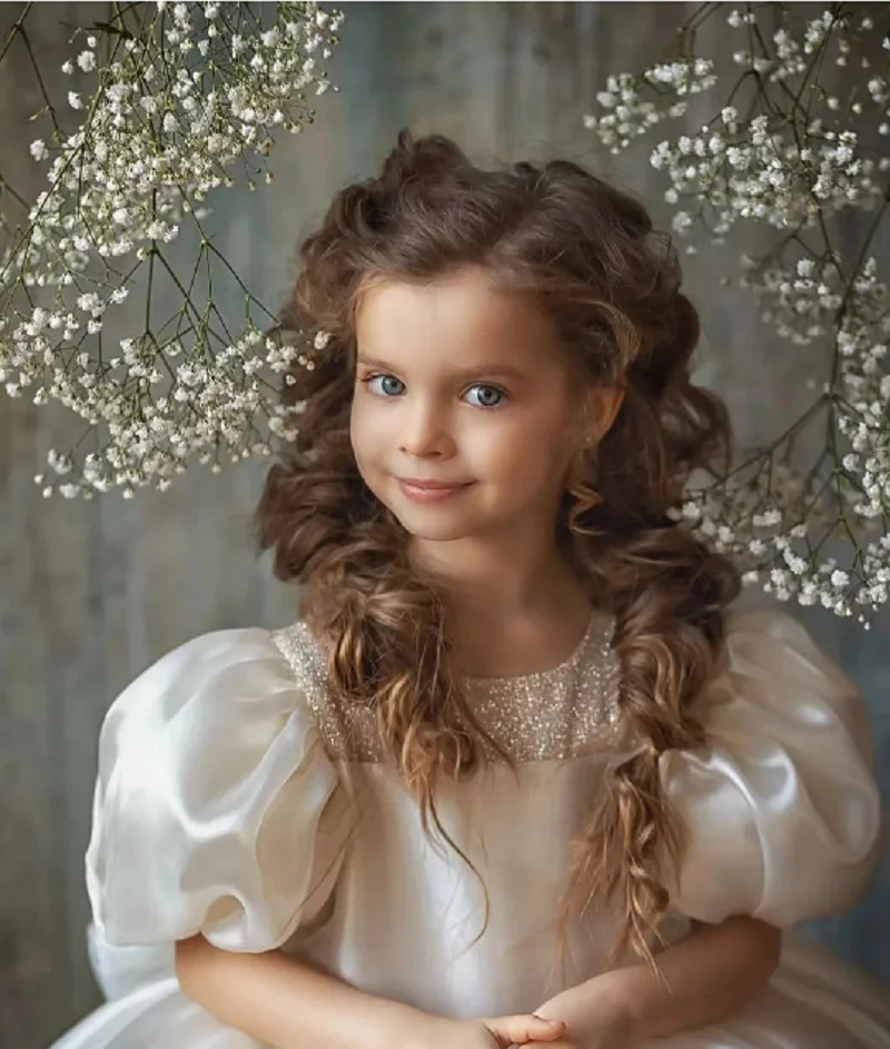 Gorgeous foreign girl elegant dress girl princess skirt white satin bubble sleeve flower children's birthday ball night dress