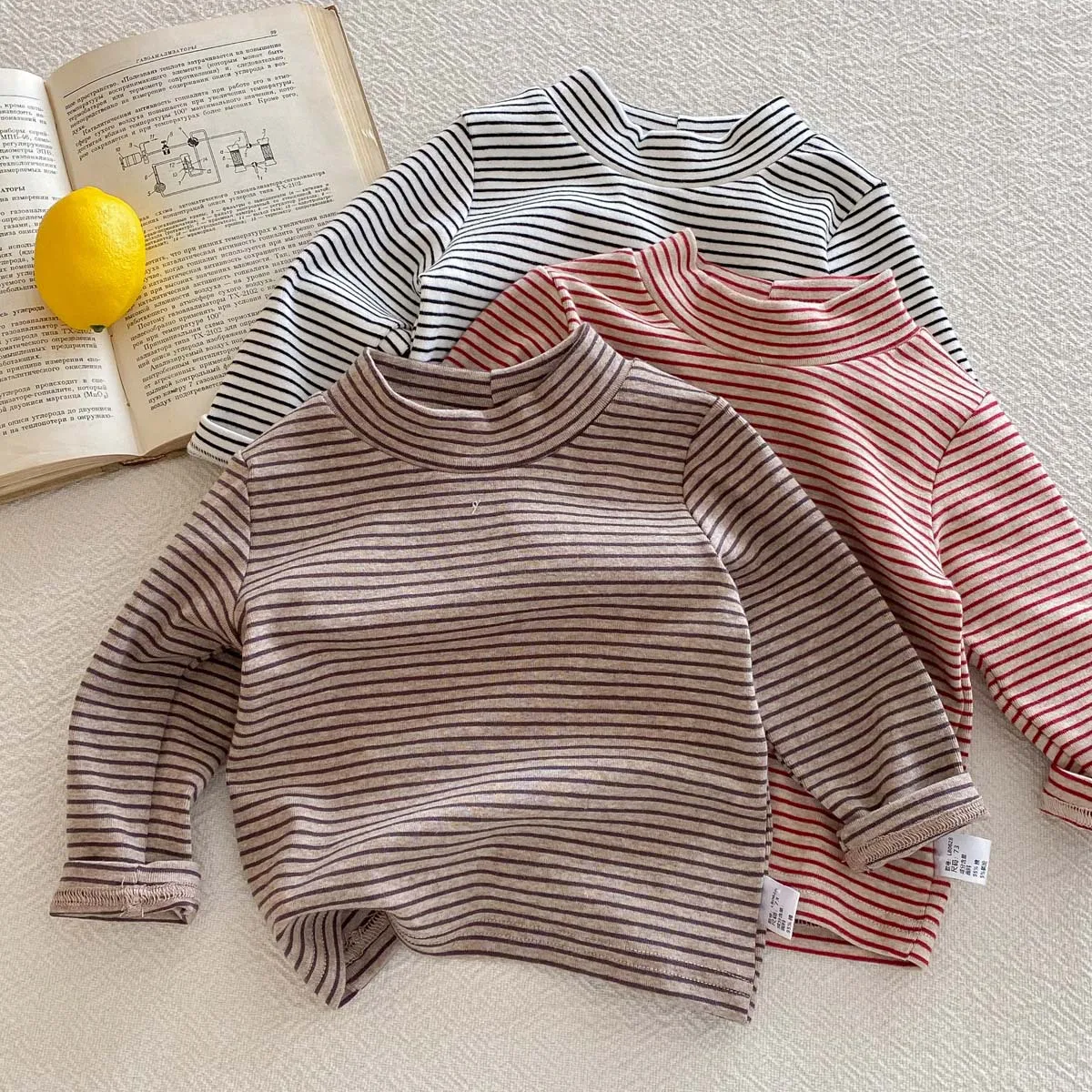 

Children's Autumn and Winter Striped Base Shirt, Baby Half High Collar Pullover Long Sleeved Top, Men's and Women's Baby Clothes