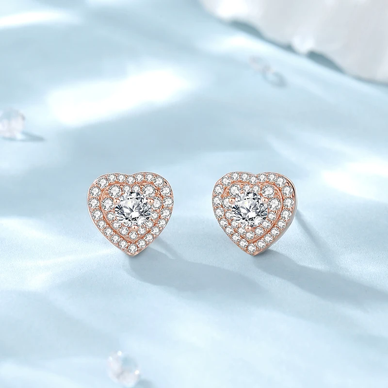 2023 NEW 925 Sterling Silver Zircons Heart Earrings Fashion Light Luxury Design Shiny Sweet Heart Jewelry Party Gift For Women