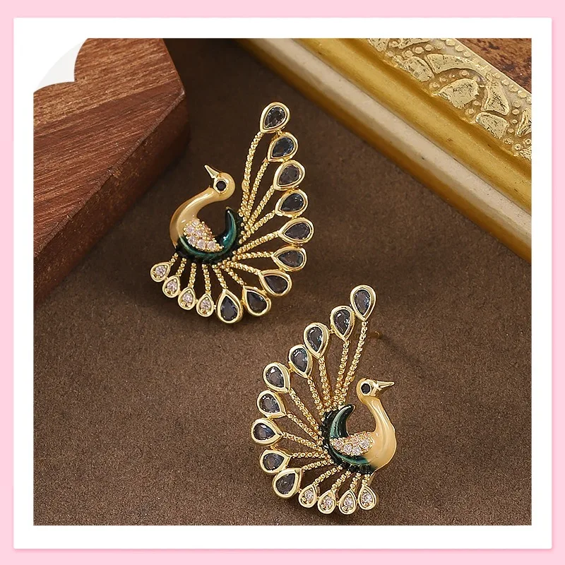 

French Elegance Temperament Court Style Full of Diamonds Peacock Open Screen Stud Earrings Niche Personality Design Sense Xiaoxi