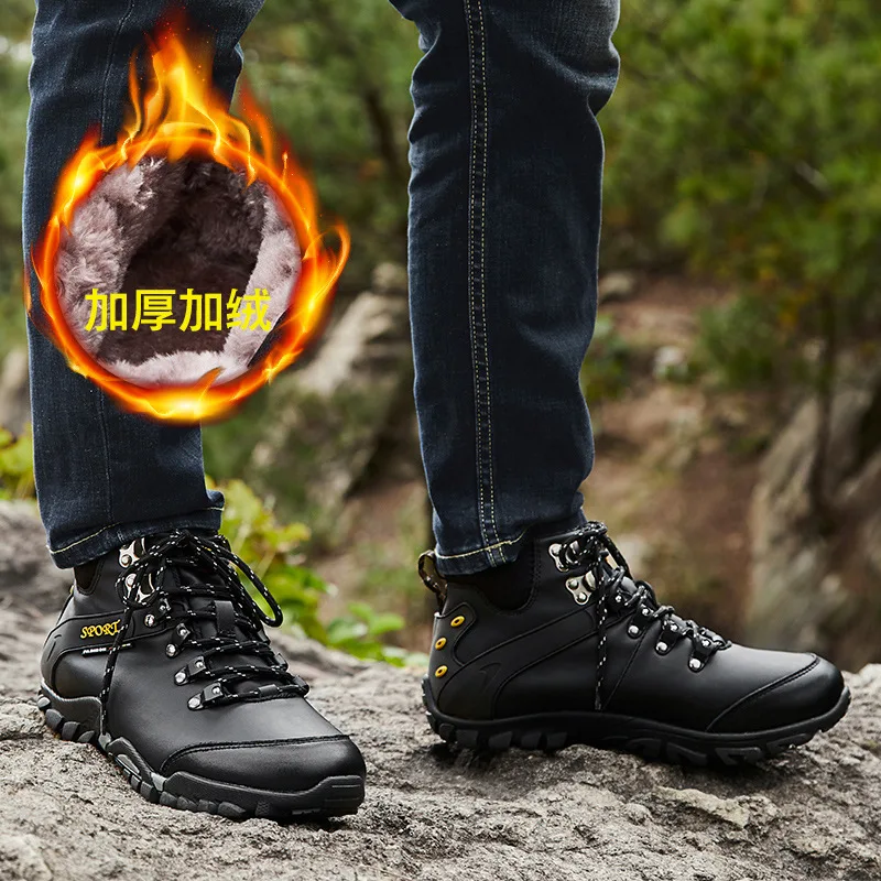 Winter New Warm Plush Thickened Martin Boots Men's High Top Waterproof and Anti slip Snow Boots