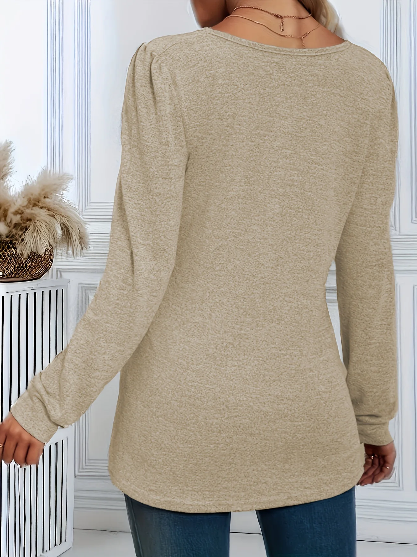 Stilvolles Plus-Size-Oberteil für Damen mit eckigem Ausschnitt und langen Ärmeln für mühelose Eleganz – Detail 17
