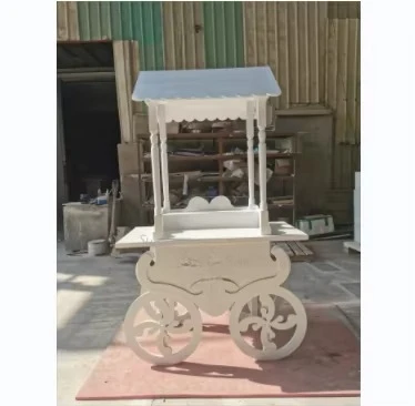 New Fancy Design Wedding Party Decorations Wooden Candy Sweet Bar Cart Flower or Wheeled Candy Display Cart