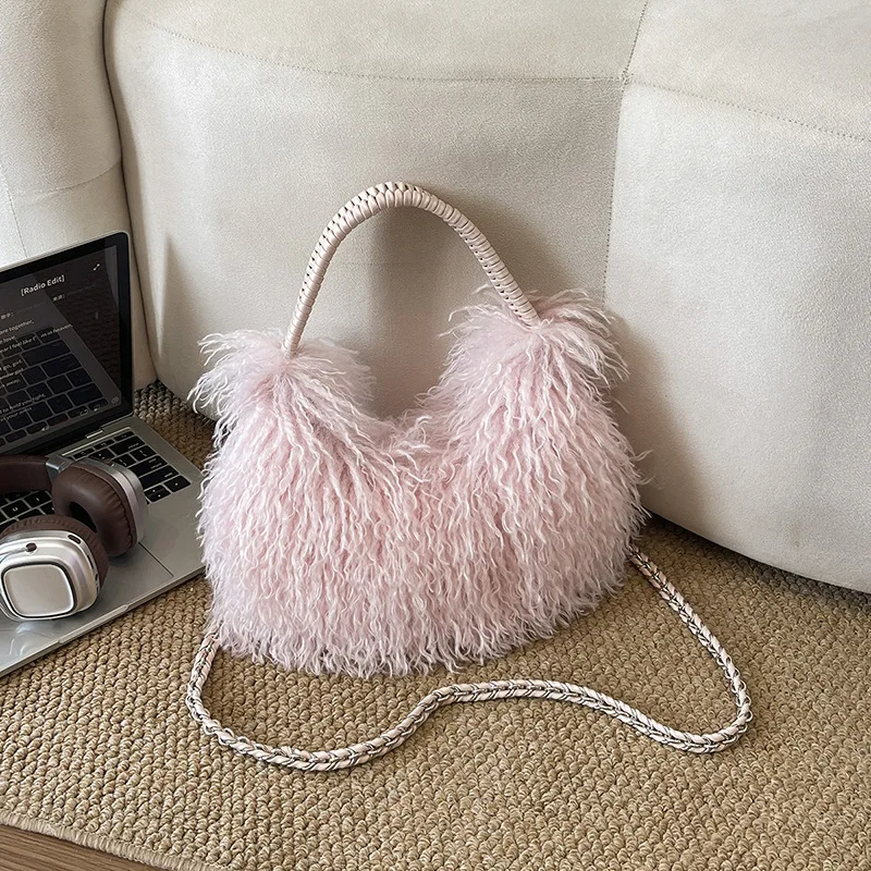 Fluffy Furry Women Handbag 2026 New Chain Tote Bag Sweet Cool Y2K Lady Princess Crossbody Bag Fashion Commuter Shoulder Purse