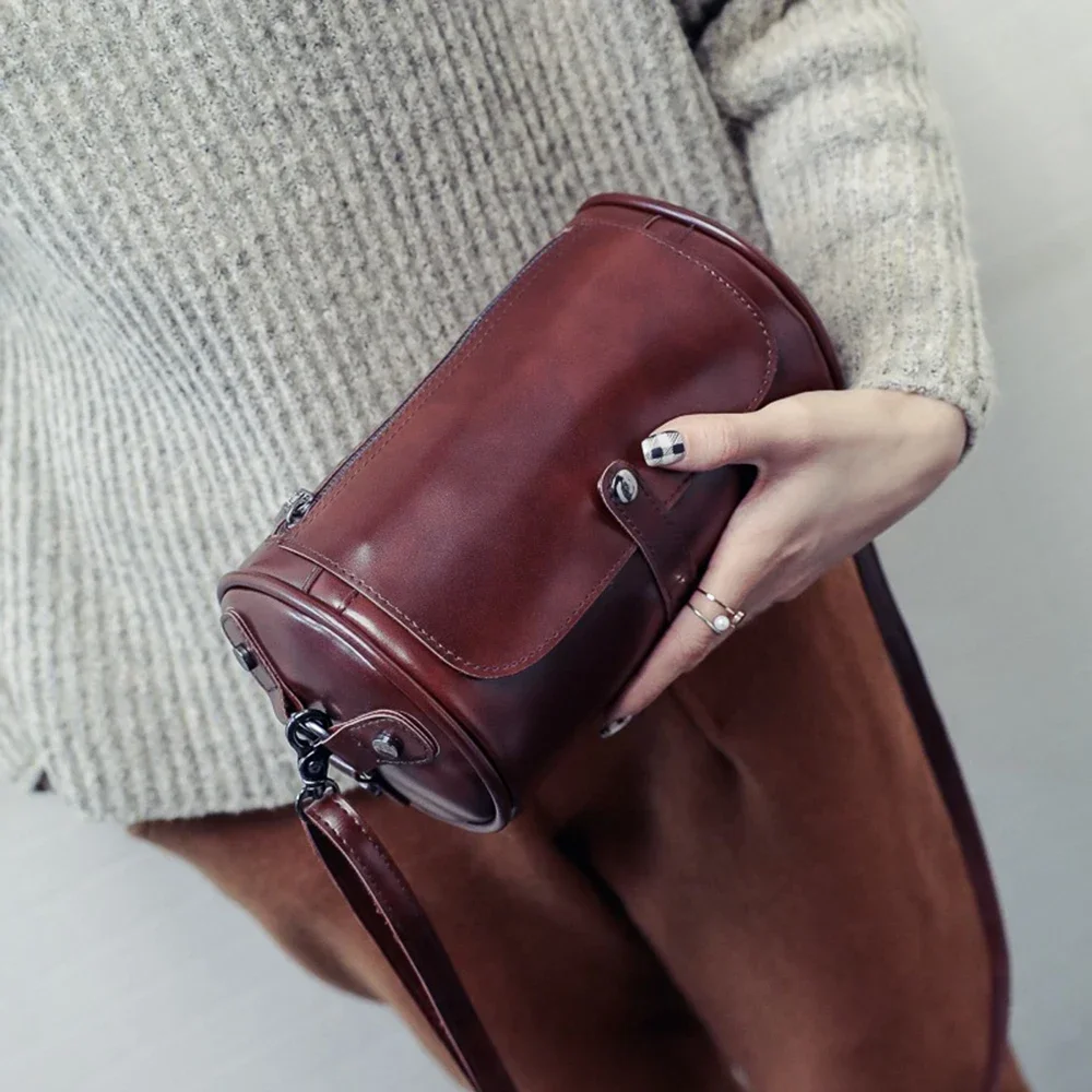 Single Shoulder Bag Fashionable Retro Large Capacity Cylindrical Bag PU Leather Single Shoulder Crossbody Bag