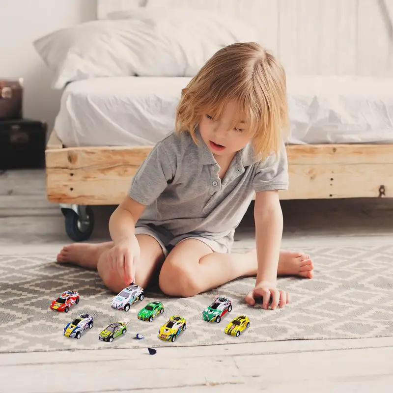 Coche de carreras de aleación extraíble, juego de 10 coches accionados por fricción, juguetes para niños y niñas, bolsas de regalos para juegos educativos