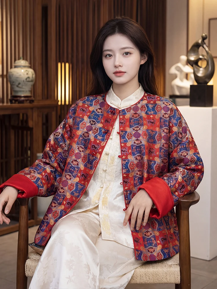 

Новогодний красный шелковый костюм Тан для женщин: высококачественная повседневная верхняя одежда из 100% шелковой сутры в новом китайском национальном стиле