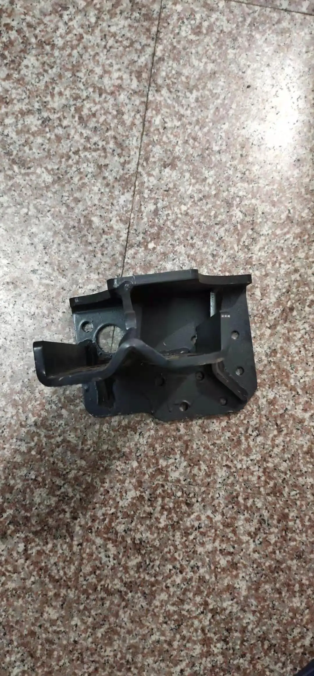 Excavator 65/75-8 air compressor, air pump bracket