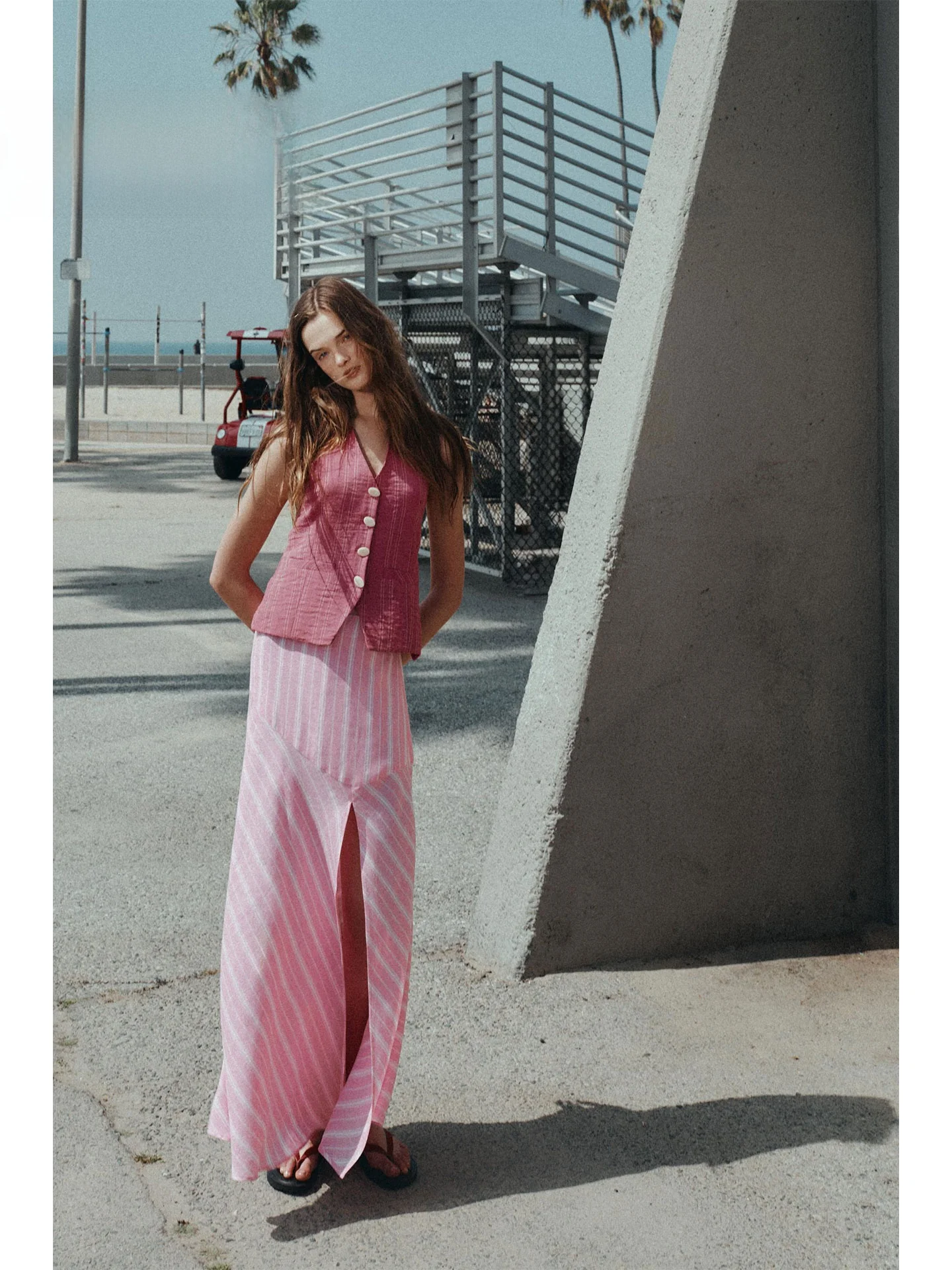 

Летняя коллекция 2026: Нежная юбка-миди А-силуэта с высокой талией для комфортных поездок, свободного кроя, в полоску, женская модная юбка с высокой талией, из других материалов