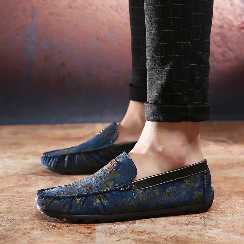 2019 Moccasins Fashionable Split Leather Men Shoes New Trend Casual Slip on Formal Business Wedding Dress Shoes Drop Shipping