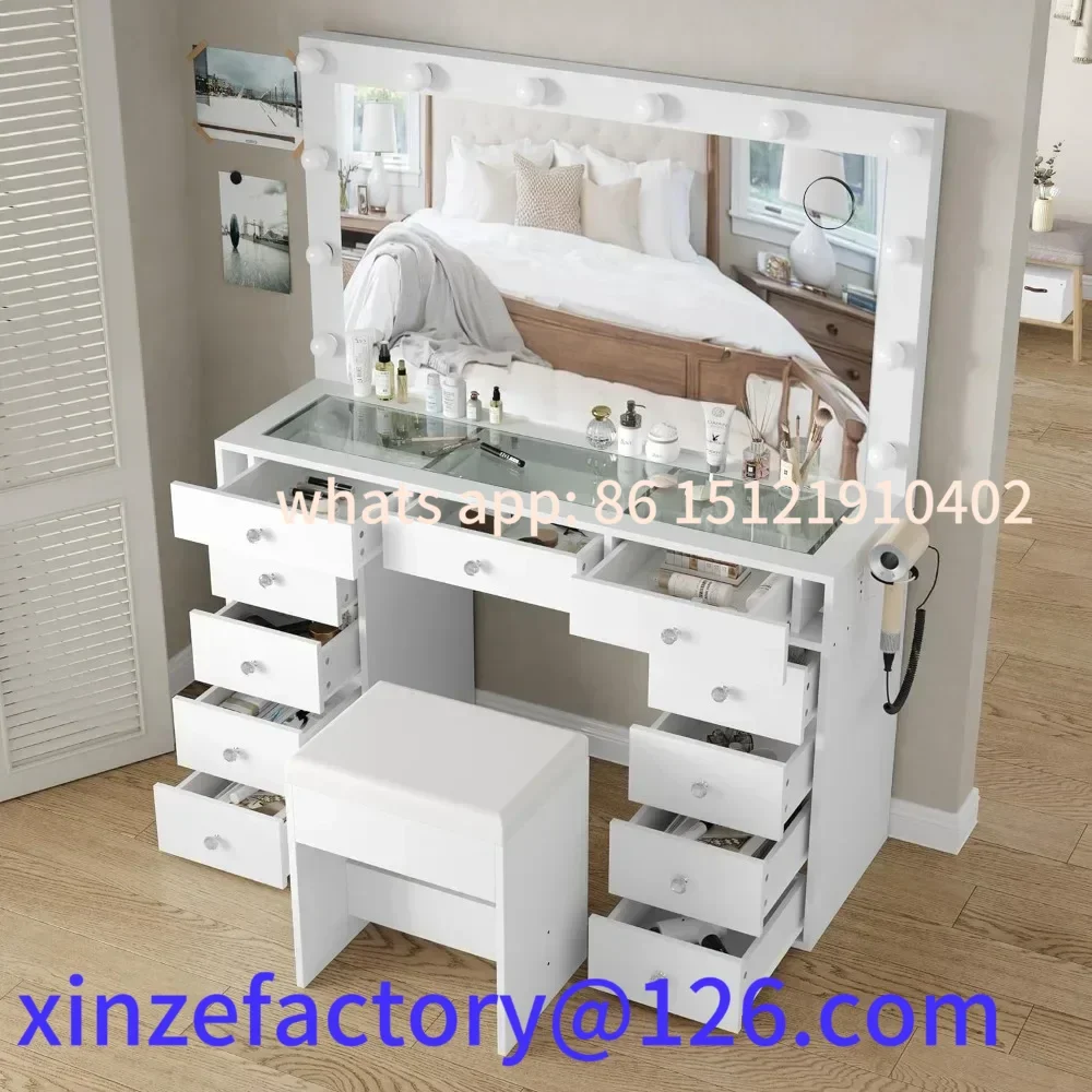 

Customizable Desk & Power Outl Dressing Table Makeup Vanity With Mirror