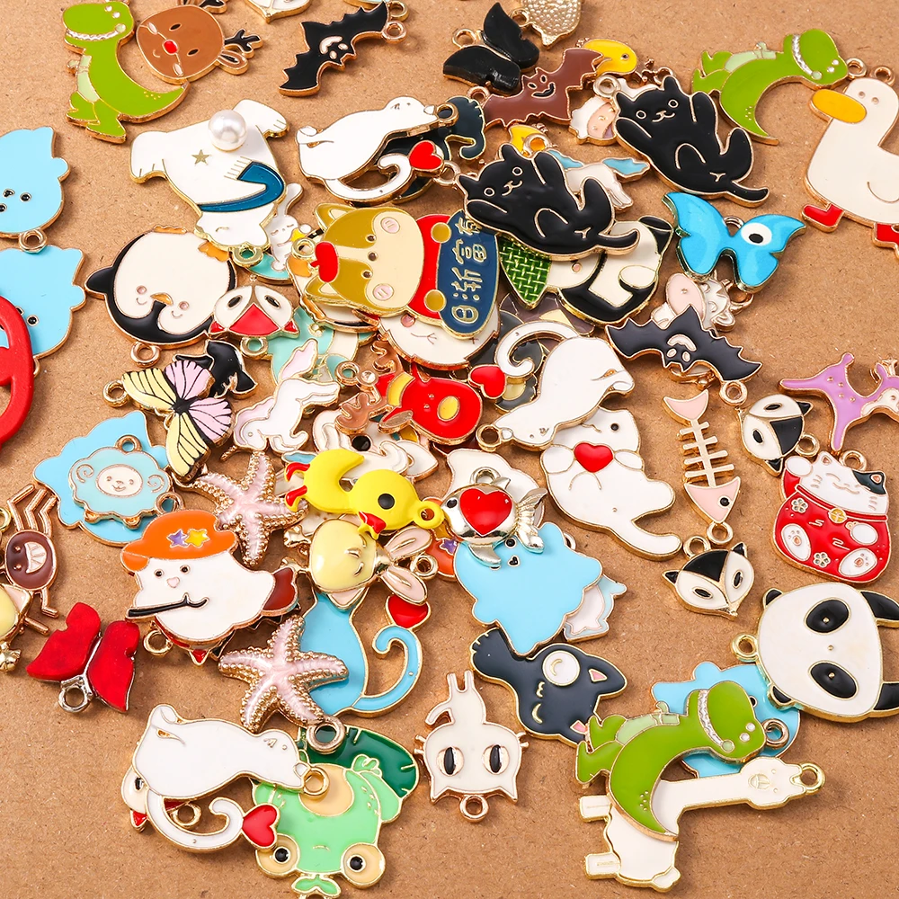 10 pçs mistura aleatória animal dinossauro panda gato pato encantos pingentes para fazer jóias colar brincos pulseira diy acessórios