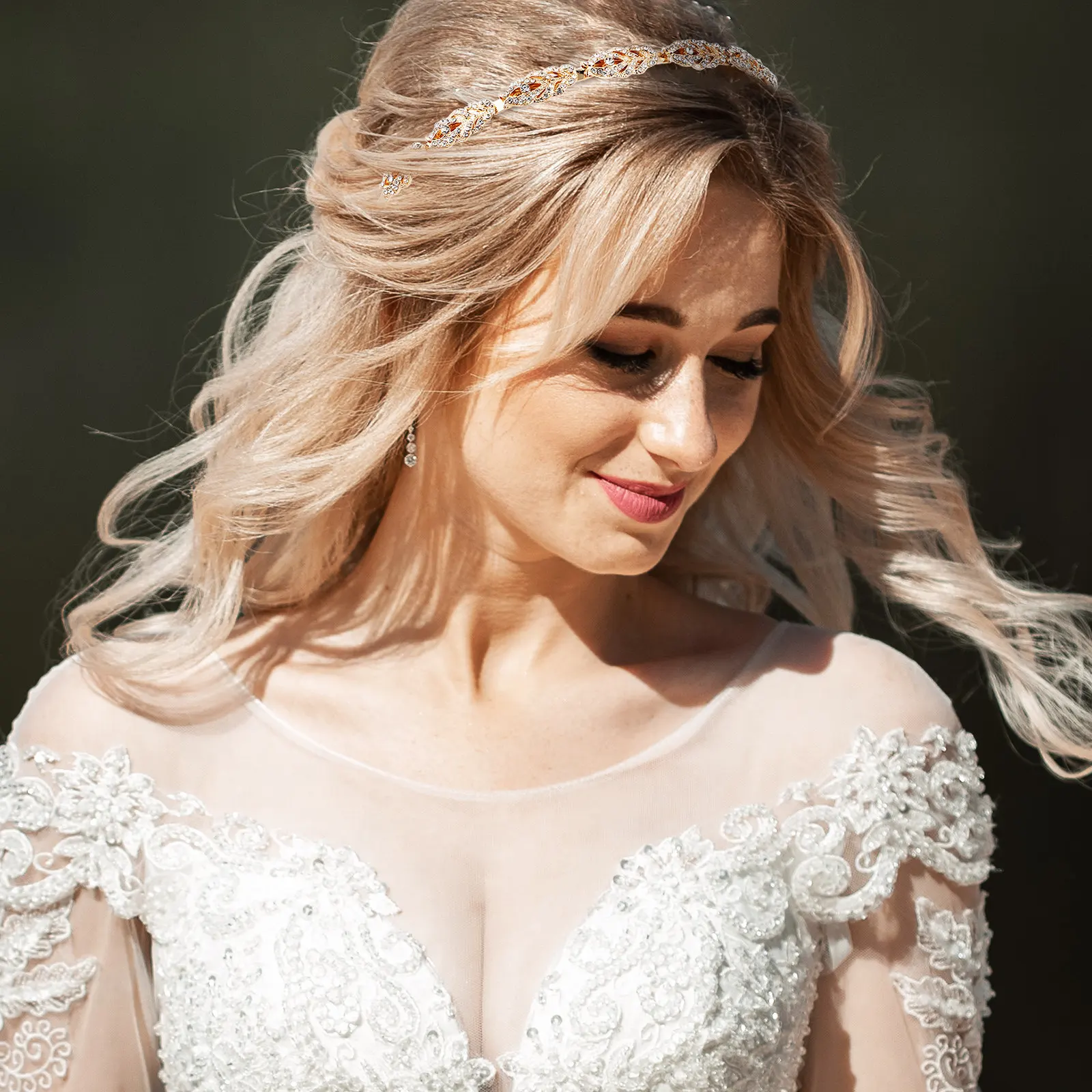 

Wedding Bridal Hairband Rhinestone Headband for Women Glitter Hair Hoops Headpiece Comfortable All-Day Wear Shining Alloy Party